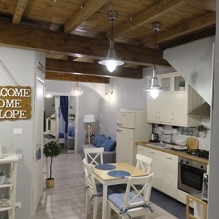 Loft Penelope Apartment Tivoli Bagian luar foto