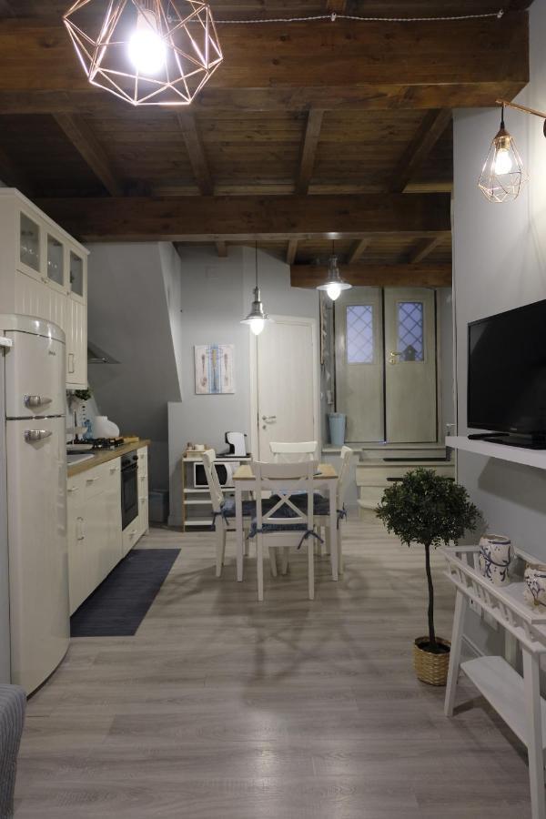 Loft Penelope Apartment Tivoli Bagian luar foto