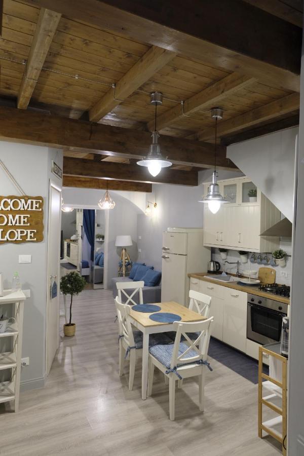 Loft Penelope Apartment Tivoli Bagian luar foto