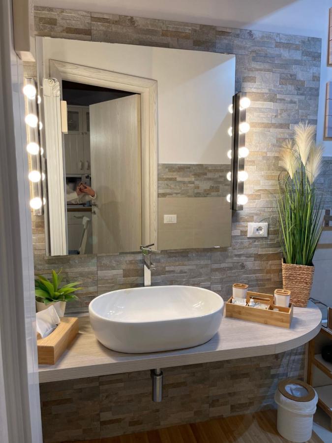 Loft Penelope Apartment Tivoli Bagian luar foto